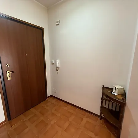 Wh - Siccardi In Zona Residenziale Con Posto Auto Apartment