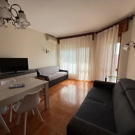 Daire Wh - Siccardi In Zona Residenziale Con Posto Auto