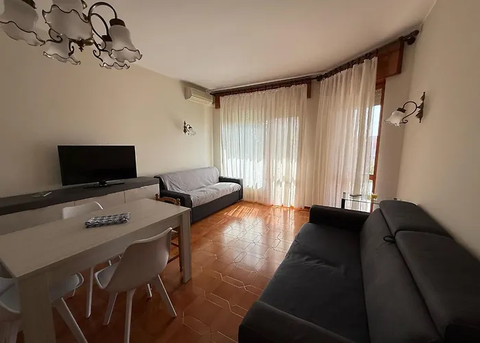 アパート Wh - Siccardi In Zona Residenziale Con Posto Auto