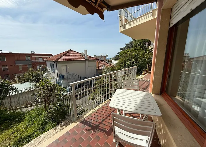 アパート Wh - Siccardi In Zona Residenziale Con Posto Auto *
